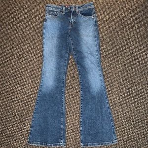 Levi’s Low Rise Flare Jeans